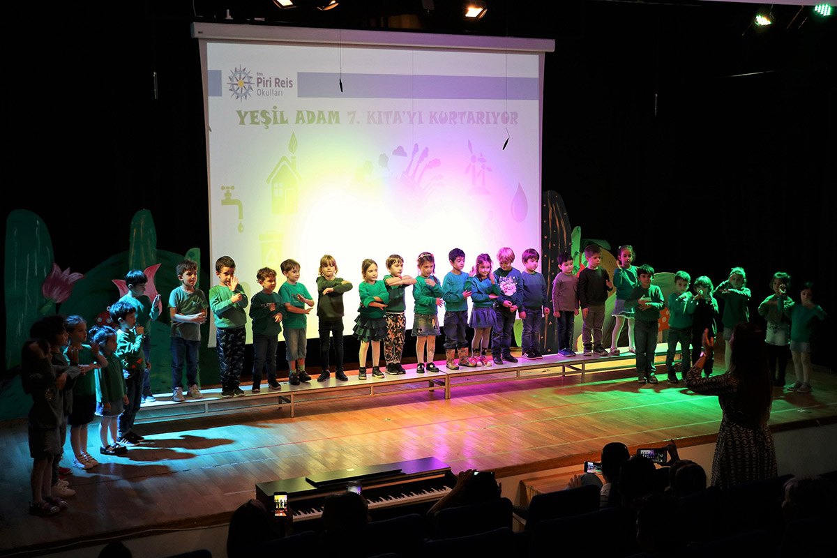 Yeşil Adam 7. Kıtayı Kurtarıyor-img
