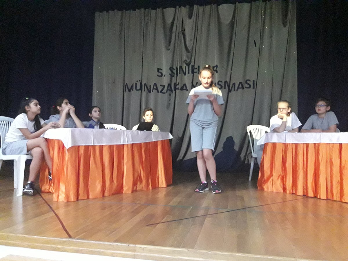 5’ler Münazara Yarışmasında-img