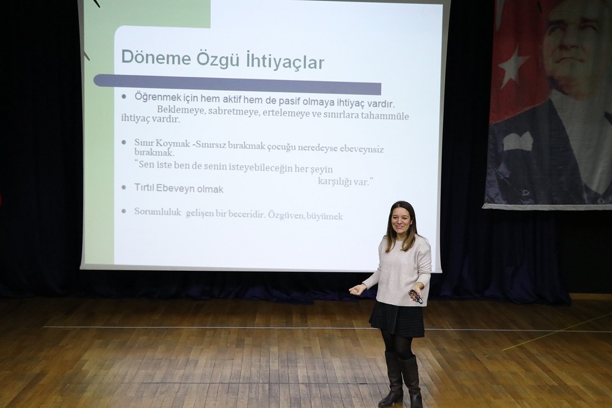 Velilere Seminer-img